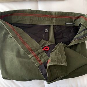 BRAND NEW Victorinox Men’s Green Pants